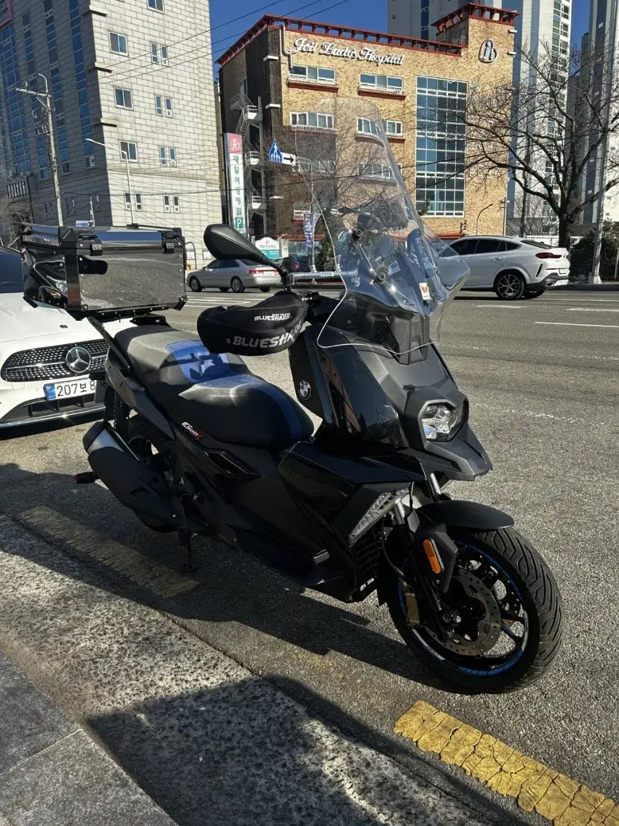 BMW C400X 2022년식 짧은 키로수, 부산 오토바이