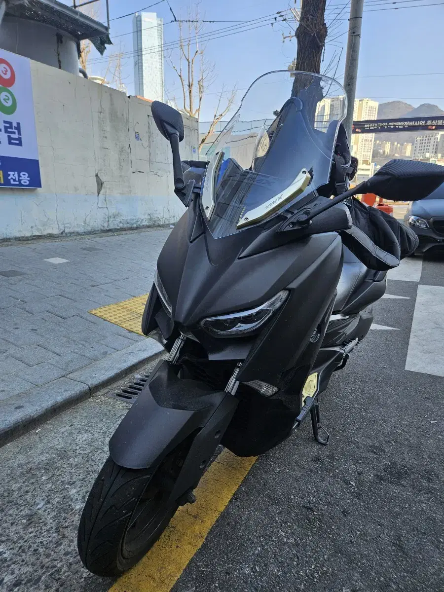 부산 21년식 xmax300 abs 팝니다(키로수367@@