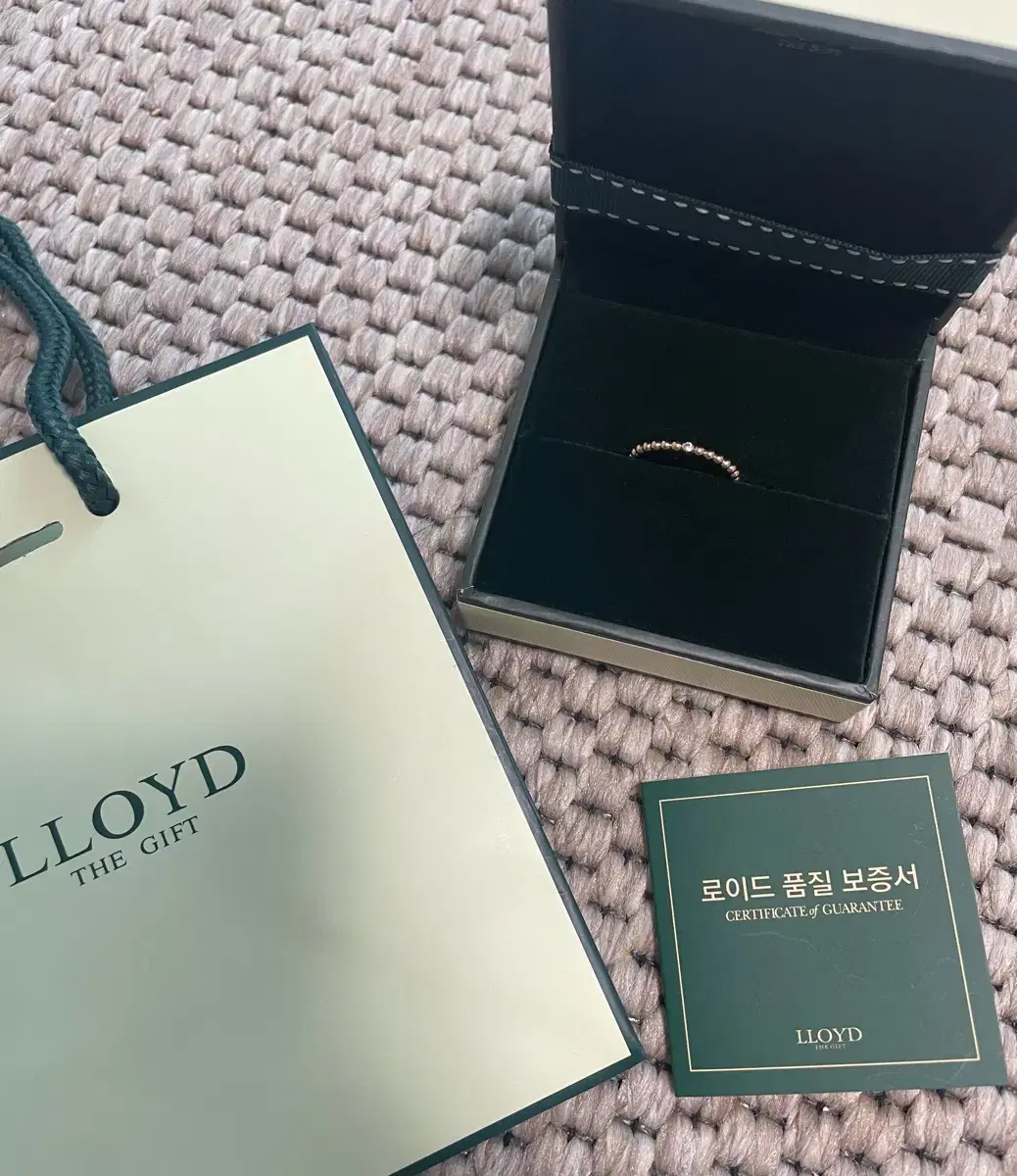 [Issue 12.5] Lloyd 14K Basic Ball Layered Gold Ring