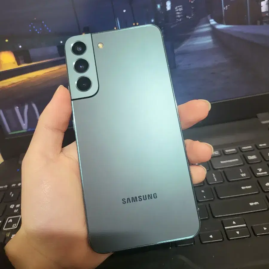 s22+ 256gb 최초통신사 u+입니다.