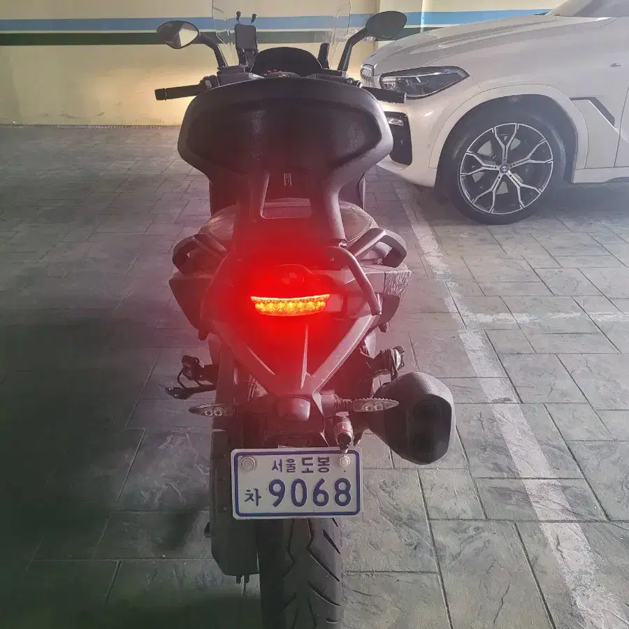 BMW C650S