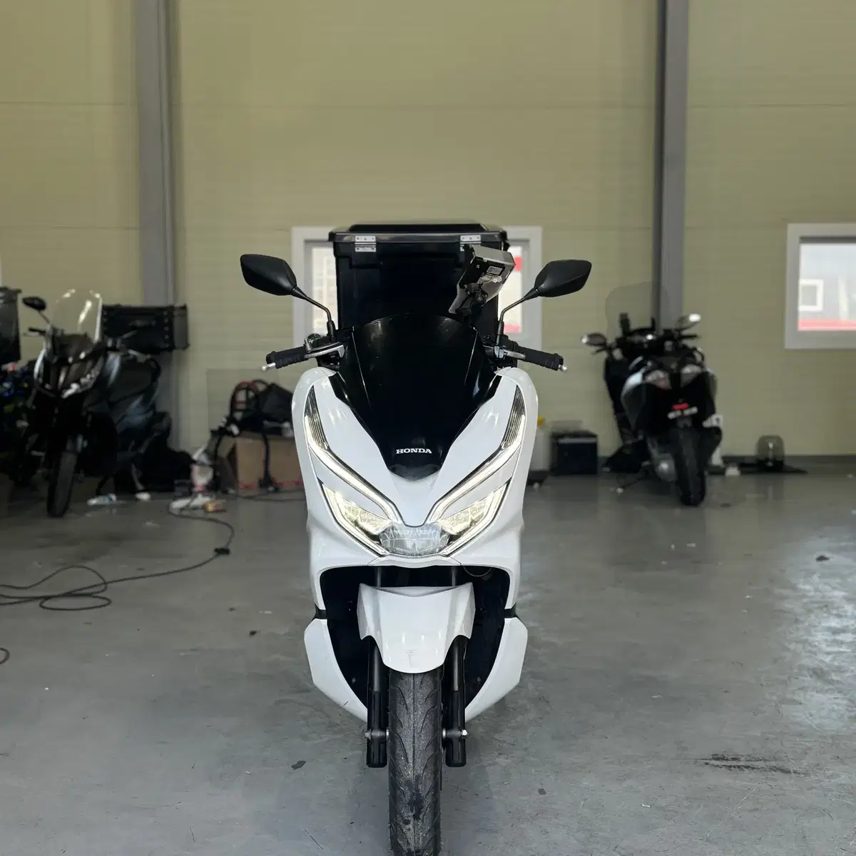 pcx125/19년 2만km 실키로수 배달셋팅 엔진상급차량 판매합니다.