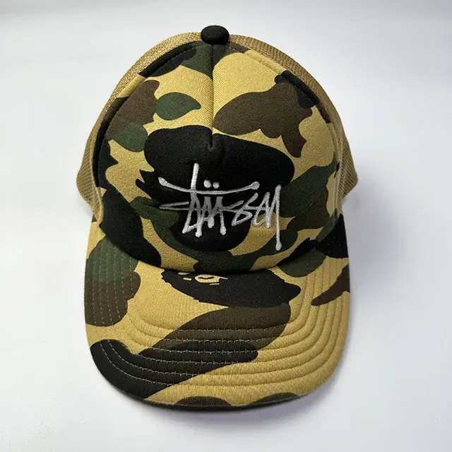 BAPE x STUSSY Trucker Cap 베이프 스투시 트러커 캡