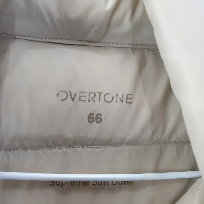 F4044 OVERTONE 여90 베이지 다운 점퍼/더크