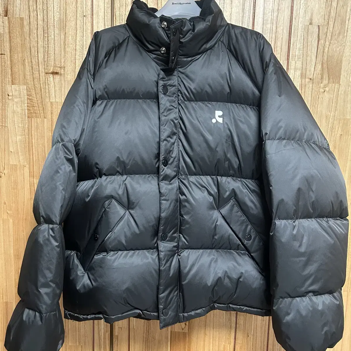 레스트앤레크레이션 RR OVERSIZED DOWN JACKET