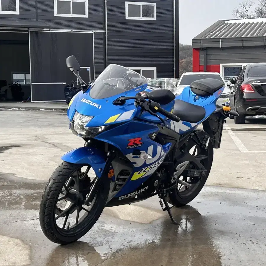 스즈키 gsx-r 125cc 19년식 출퇴근차 판매합니다