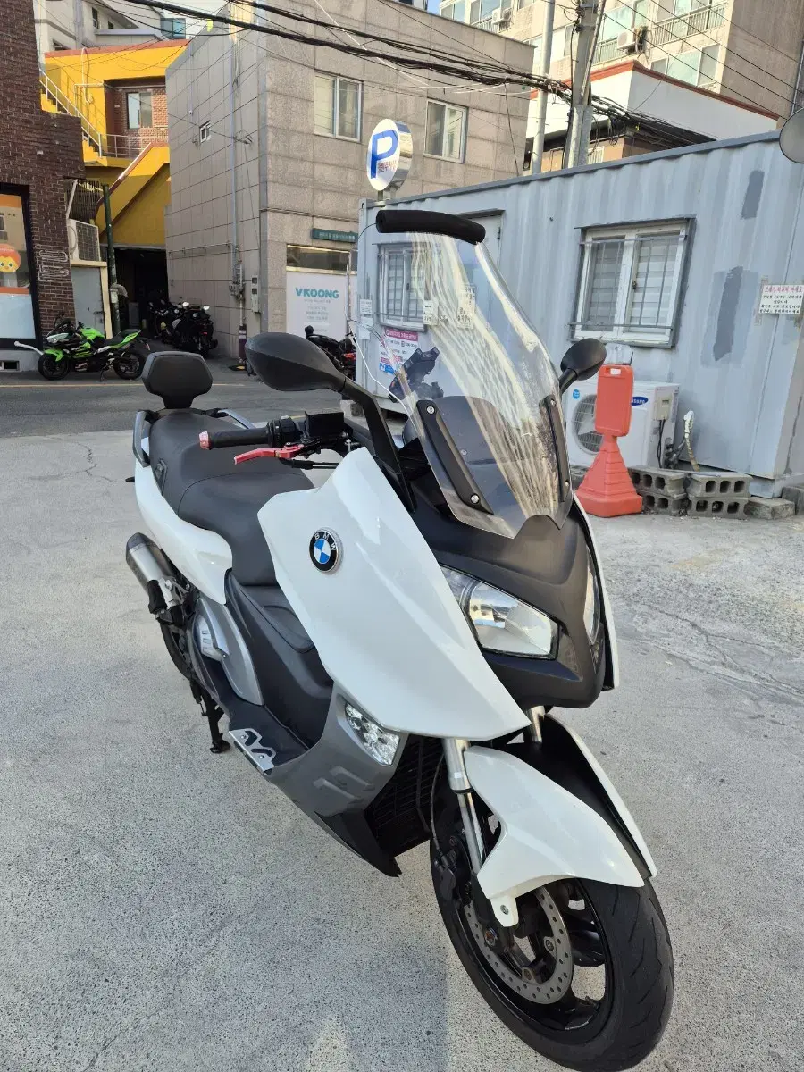 BMW c600 14년식 팝니다 아크라 포빅 구변차량 깔끔 깨끗