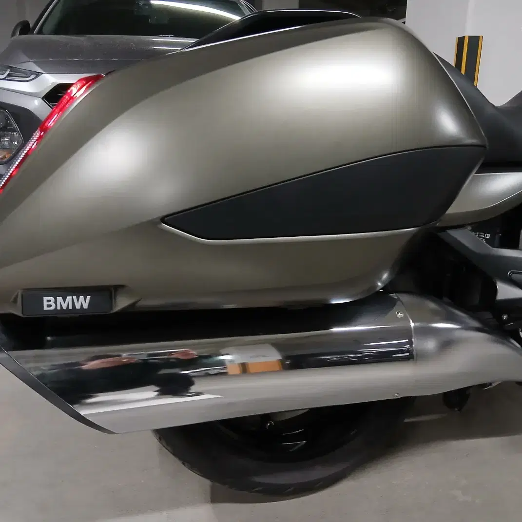 bmw K1600B