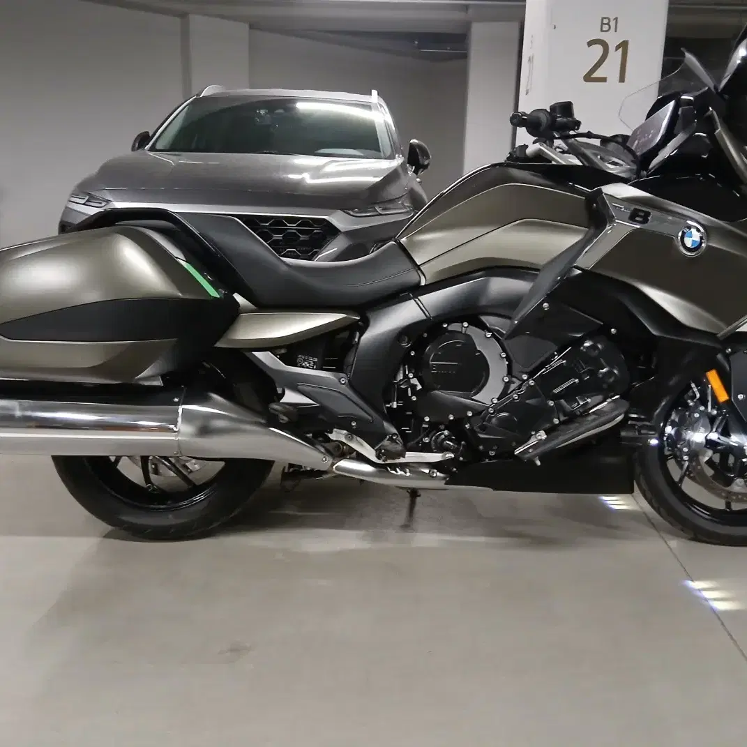 bmw K1600B