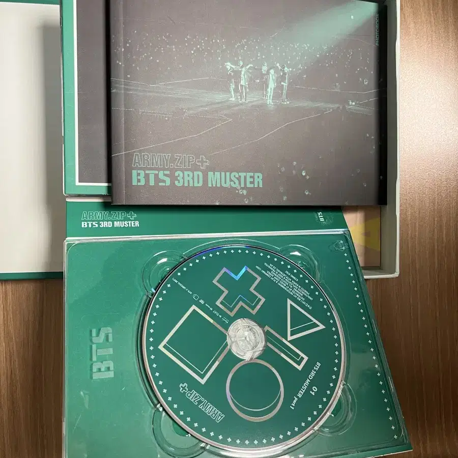 방탄소년단 머스터 3기 DVD 풀셋 (호석 제이홉 포카 O)