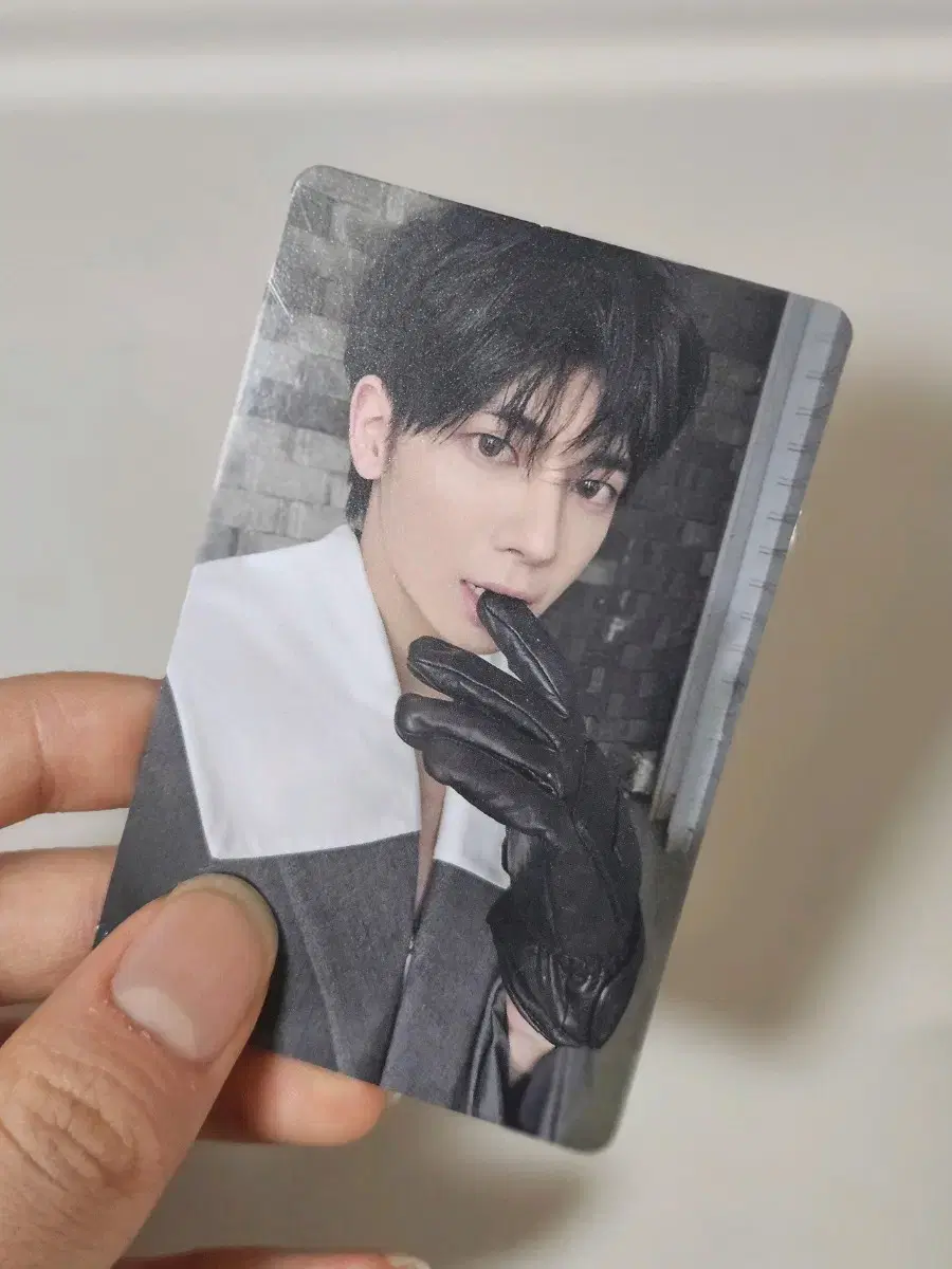 [TXT] The Sanctuary of Stars taehyun photocard Night Version