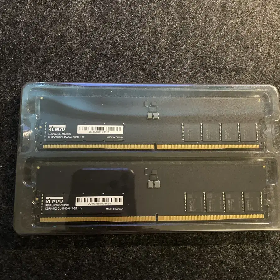 klevv ddr5-5600 cl46 16gb 2개(32gb) 팝니다