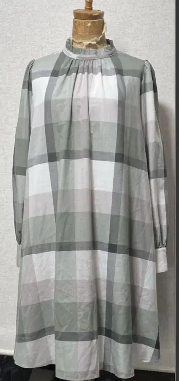 블루라벨 크레스트브리지 체크 원피스 38 새상품급