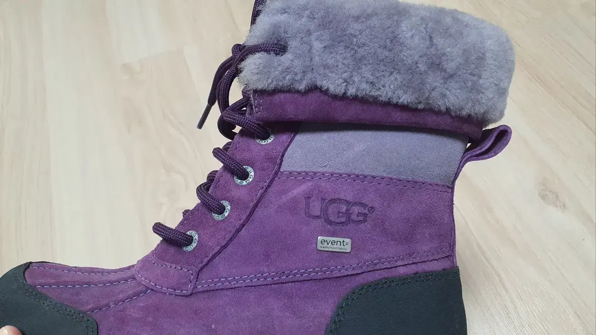 어그 UGG 비브람 워터프루프 방한부츠 210mm