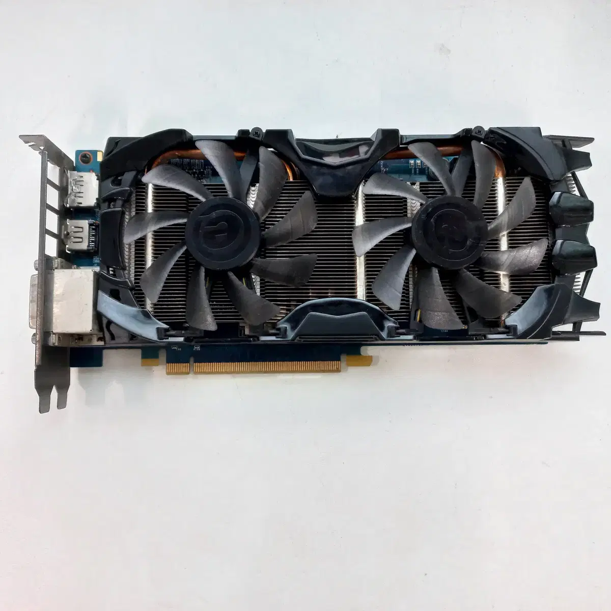 이엠텍 HV 지포스 GTX660 D5 2GB 듀얼팬