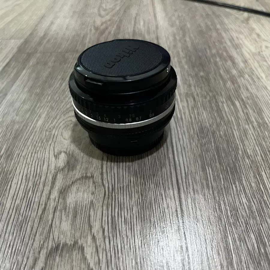 니콘 50mm 1.8 ai-s 팬케이크 렌즈(0.45m 최소초점)