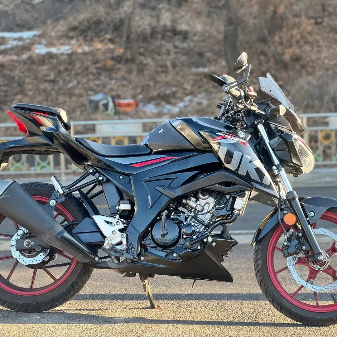 gsxs125 19년식 딱2만키로 무꿍 동급차량중 최상급 저렴히판매합니다