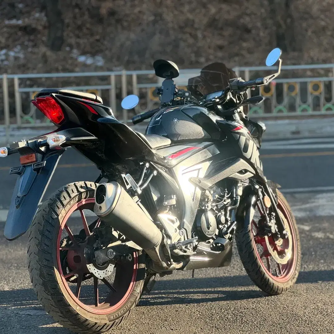 gsxs125 19년식 딱2만키로 무꿍 동급차량중 최상급 저렴히판매합니다