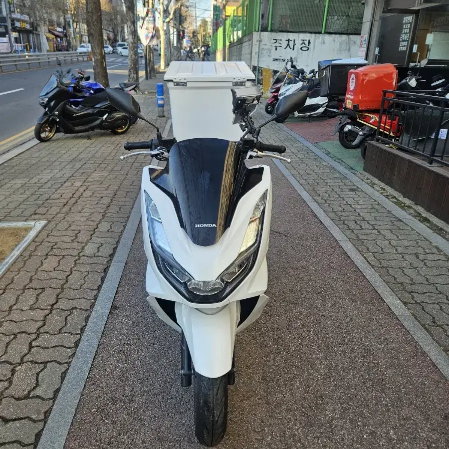 pcx 24년식 10,887km