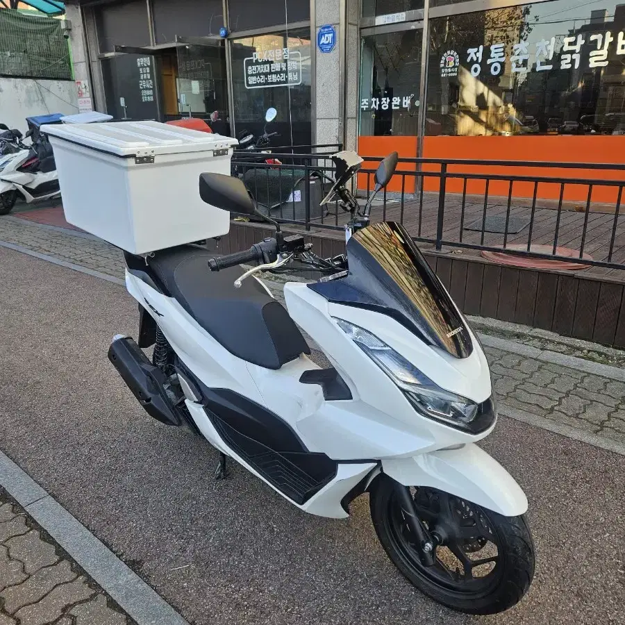 pcx 24년식 10,887km