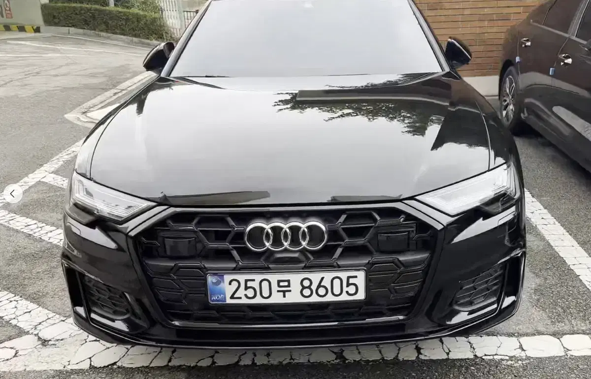 아우디 24년형 A6 45TFSI 프리미엄 Black Edition