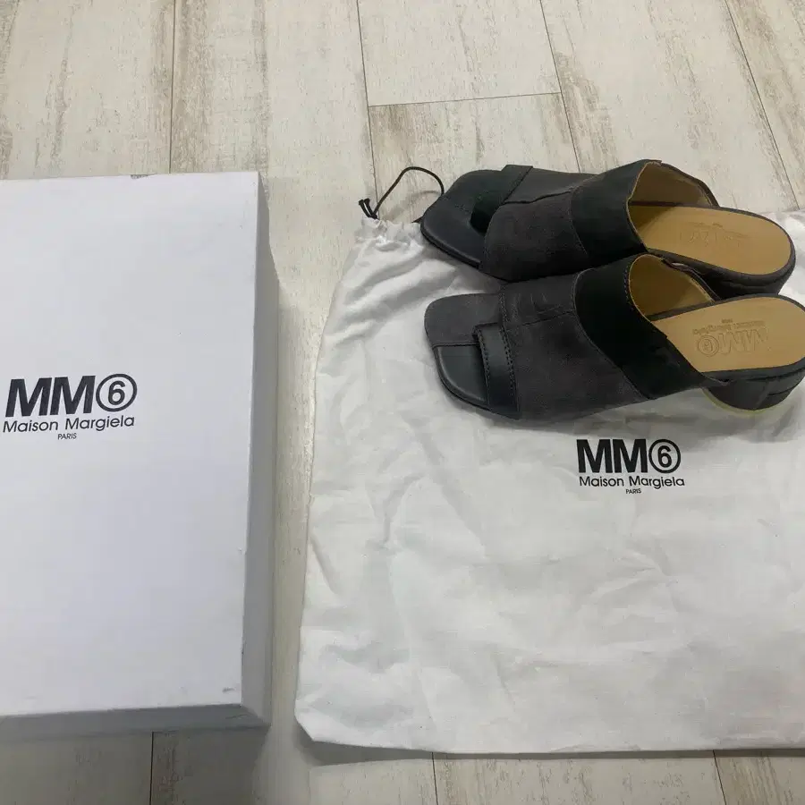 MM6  메종 마르지엘라 톤온톤 샌들 37size 235-240