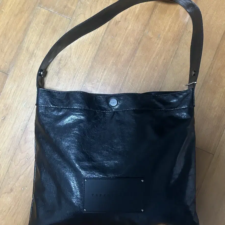 트리밍버드 Point Leather Square Mini Bag