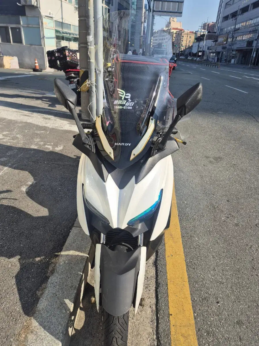 부산 xmax 300 20년식