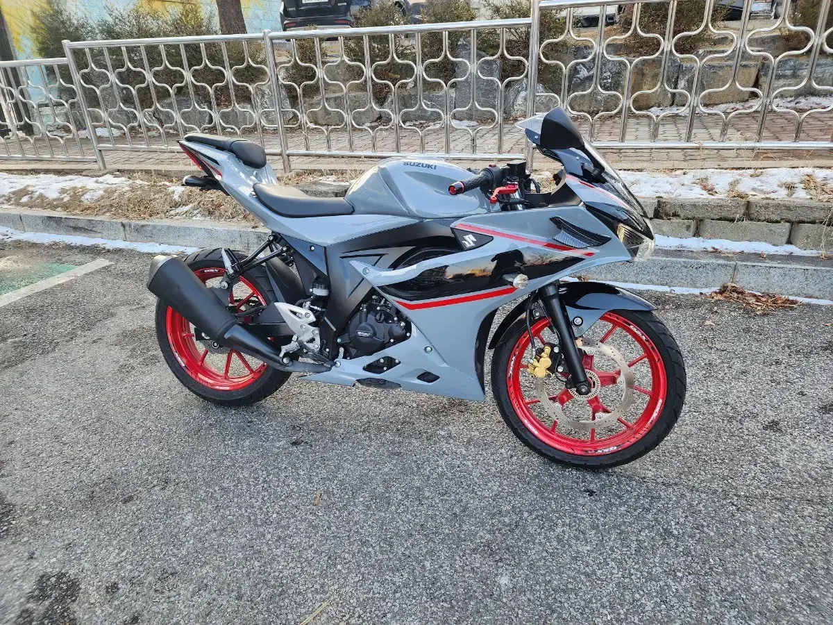 gsx-r125 판매합니다