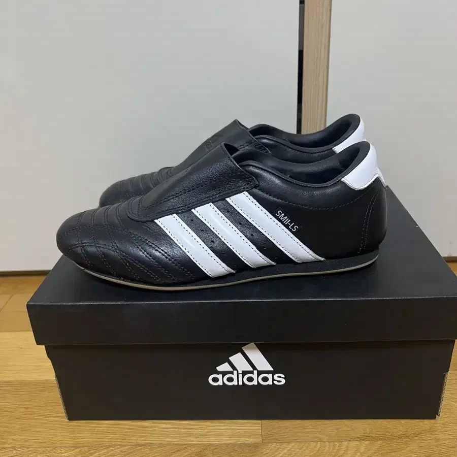 adidas 아다다스 태권도화 235