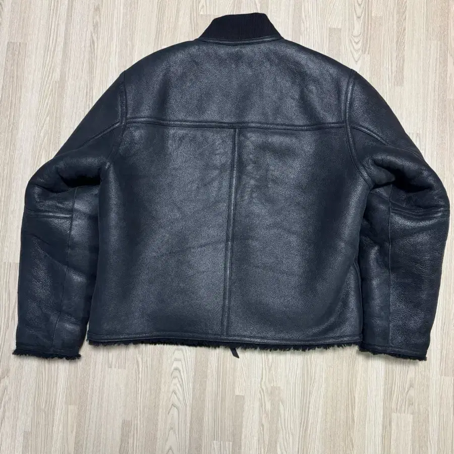 스투시 SHEARLING REVERSIBLE BOMBER L사이즈