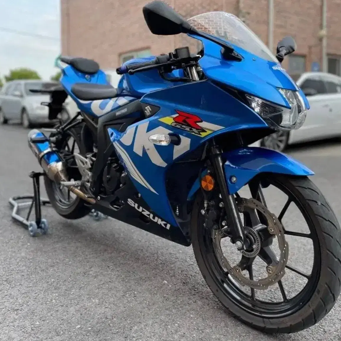 SUZUKI GSX-R125 19년식 키로수짧은차량 요시무라 구변완료