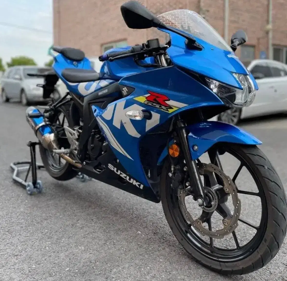 SUZUKI GSX-R125 19년식 키로수짧은차량 요시무라 구변완료