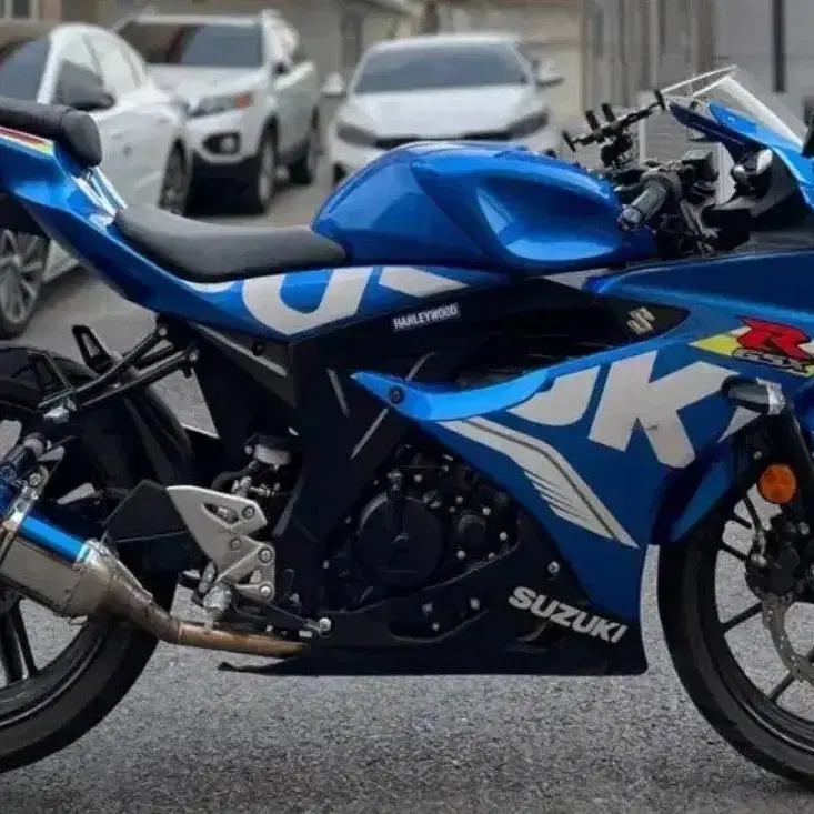 SUZUKI GSX-R125 19년식 키로수짧은차량 요시무라 구변완료