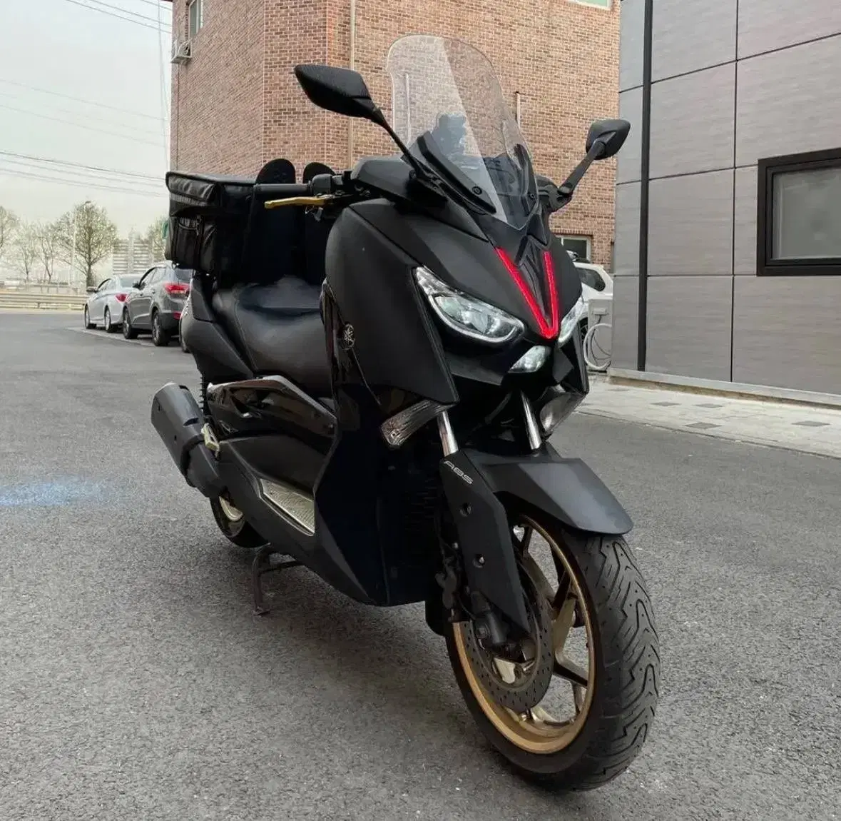 YAMAHA X-MAX300 20년식 저렴하게 판매합니다