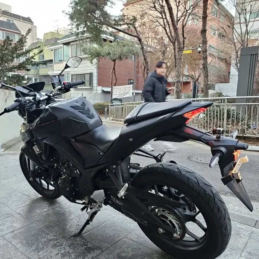 야마하 mt03 20년식 4천키로 급매 R3 R6 pcx nmax