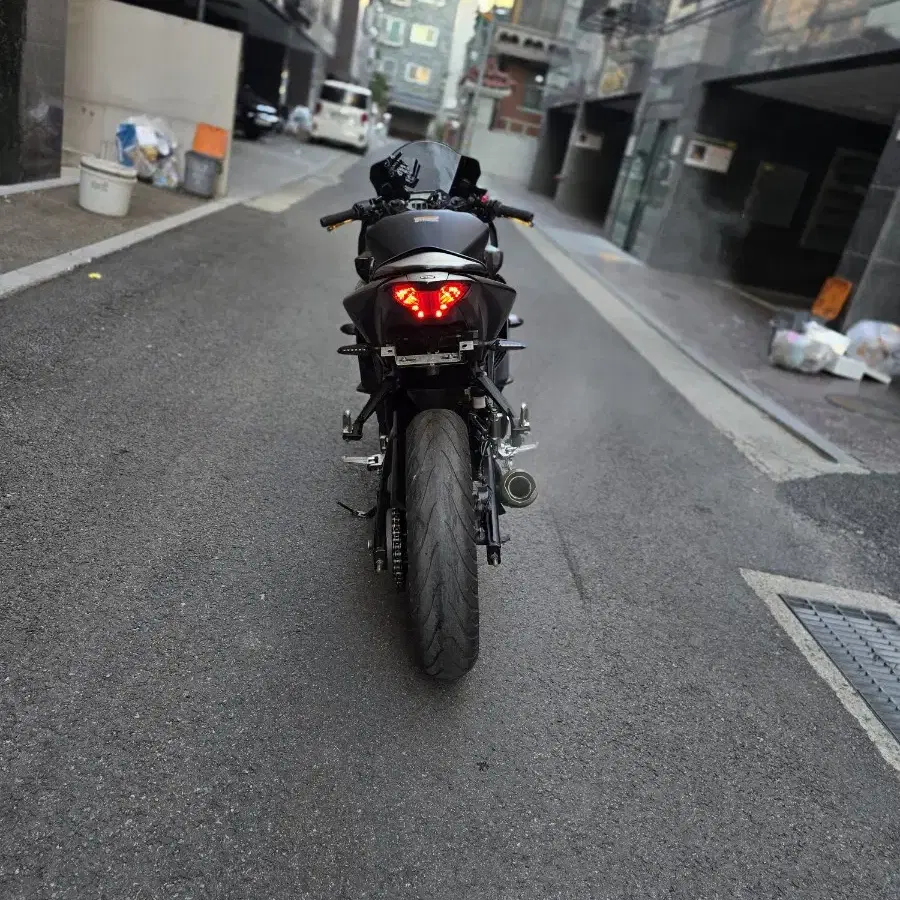 2019년식 야마하 YZF-R3 블랙 A급상태! 옵션다수차량! 판매