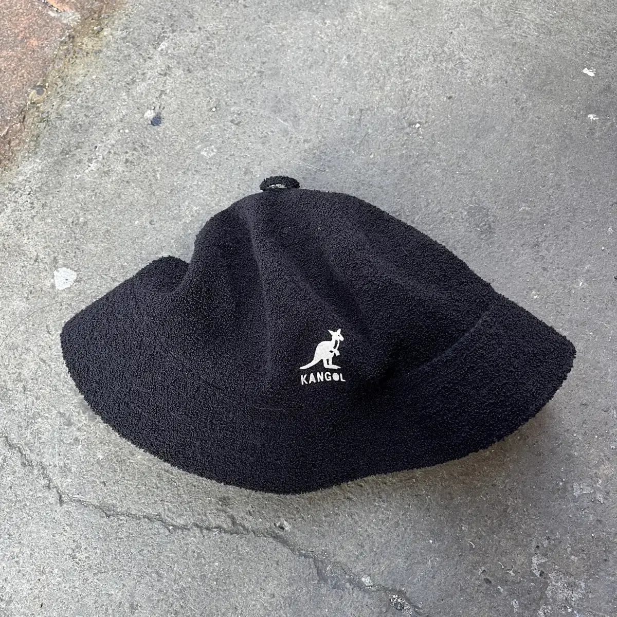 Kangol 캉골 버킷햇