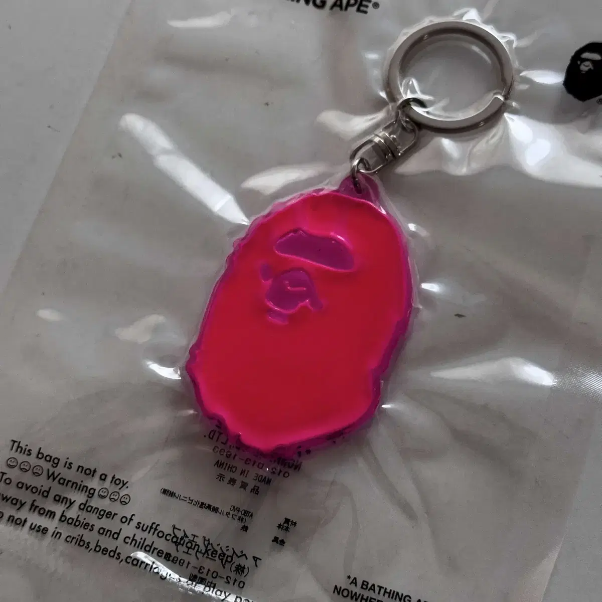 BAPE PINK HEAD KEYCHAIN 베이프 열쇠고리