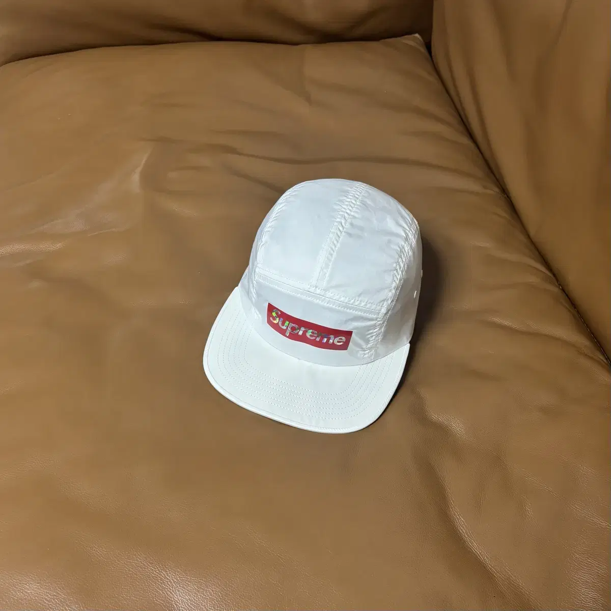 Supreme 슈프림 화이트 캠프캡 모자 Holographic Logo