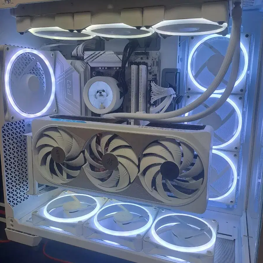 nzxt 세팅 9800x3d 4080 super 컴퓨터