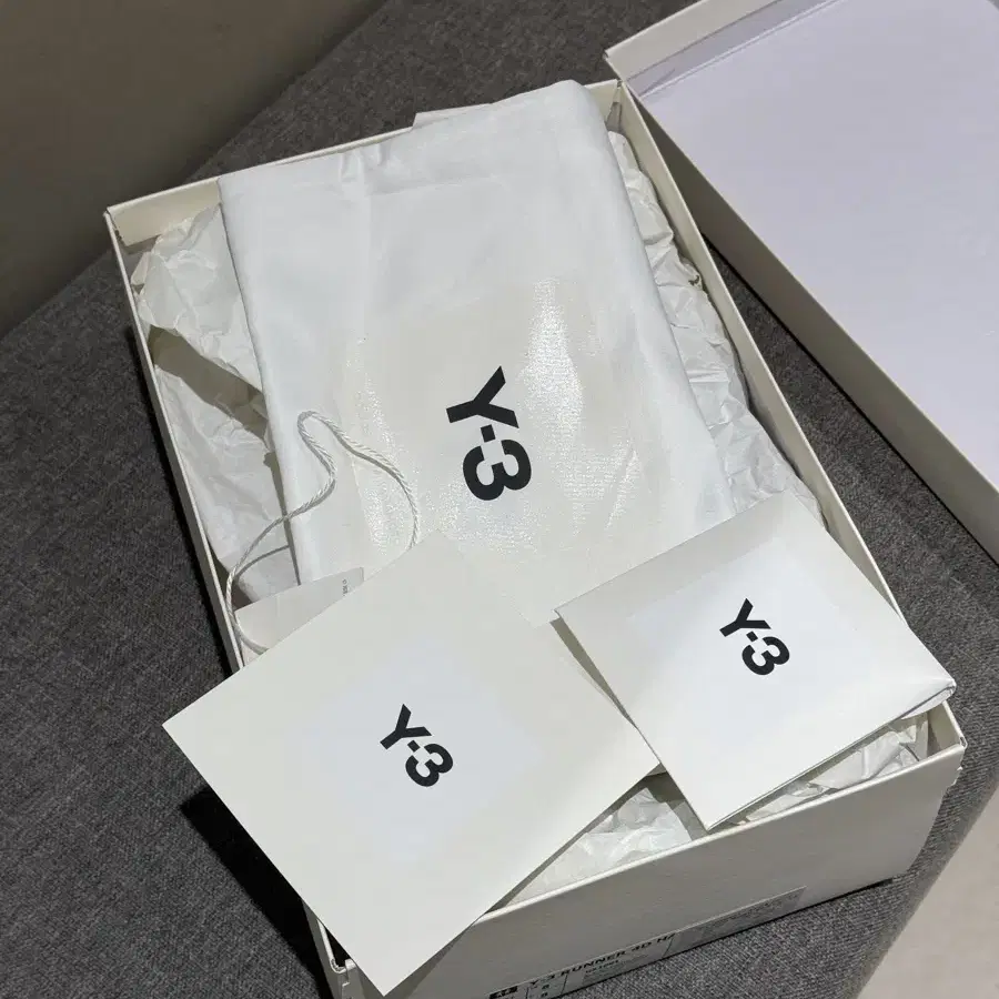 Y-3 X 아디다스 러너 4D 헤일로