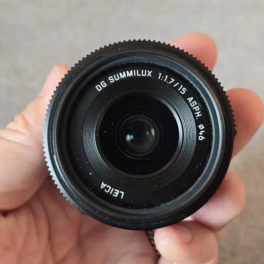 Panasonic Leica DG Summilux 15mm 1.7