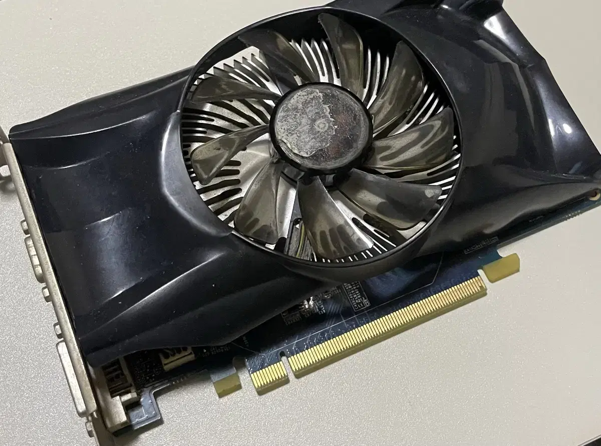 gtx550ti 1G 그래픽카드