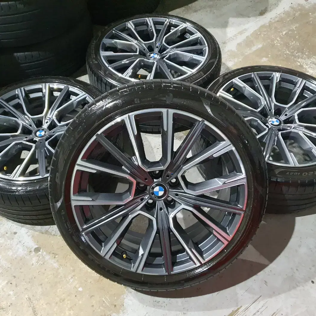 BMW G11,G12 7시리즈,6GT 817M 20인치 순정휠타이어