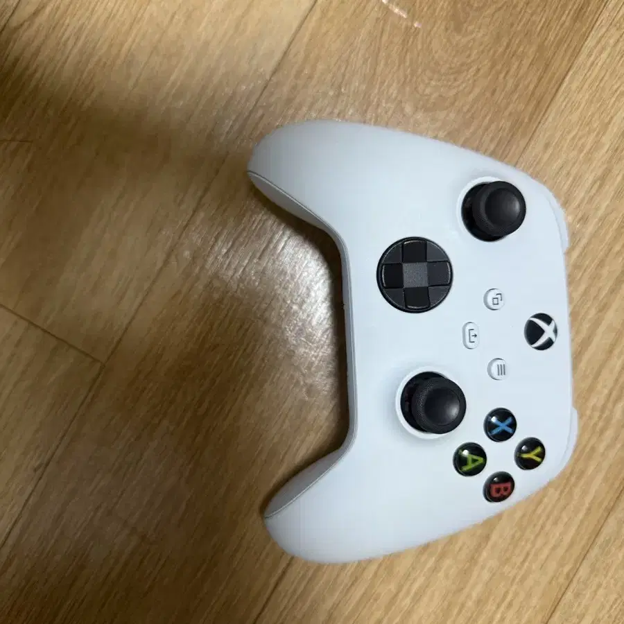 Xbox 무선 컨트롤러 화이트 판매합니다