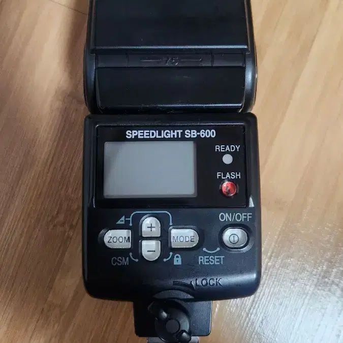 니콘 SPEEDLIGHT SB-600 플래시 팝니다