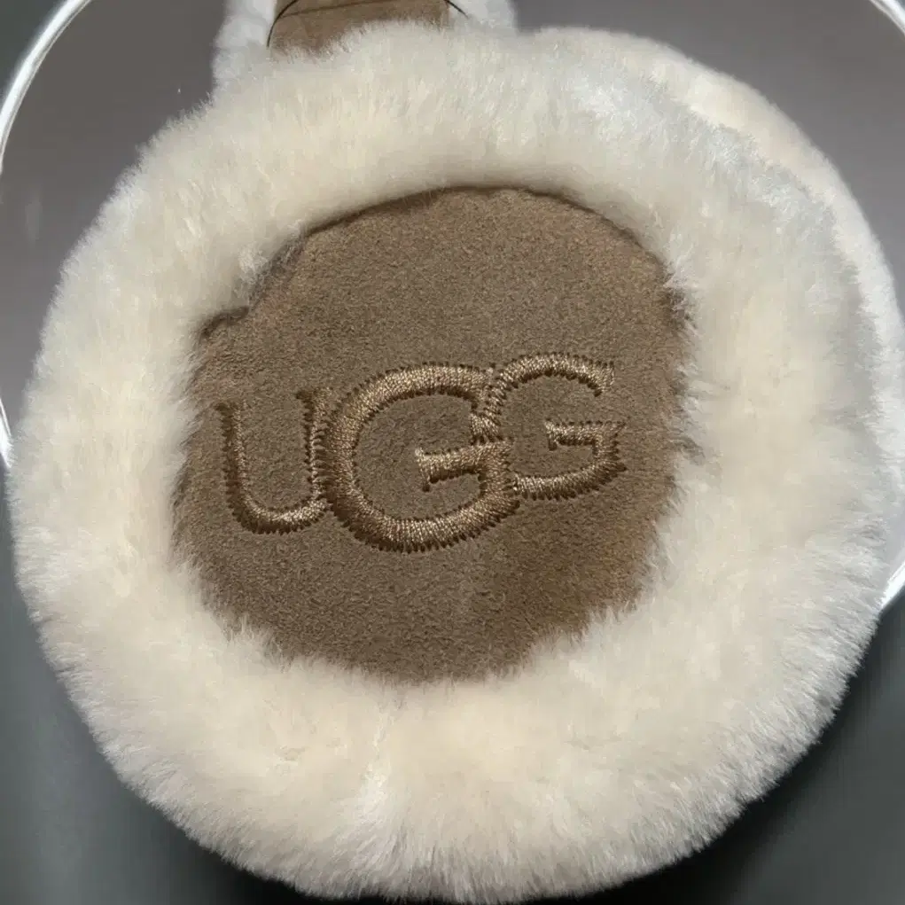 UGG 이어머프 새상품