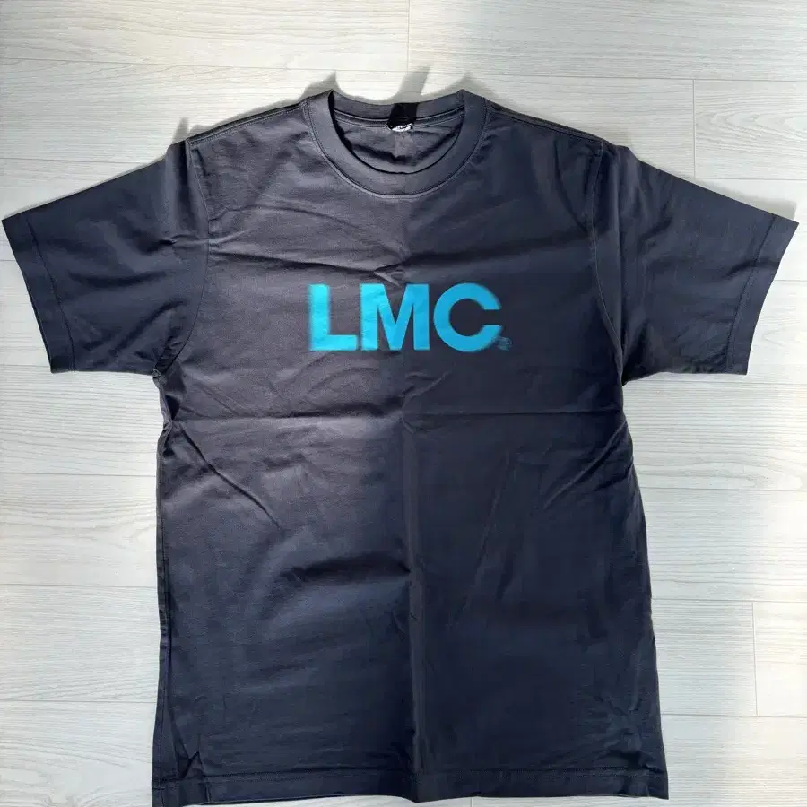 LMC 반팔티