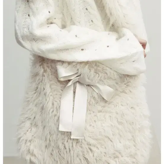 더티스 thetis FAUX FUR RIBBON BAG 가방